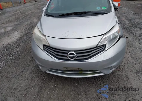 2015 Nissan Versa Note S (Sr)/S Plus/Sl/Sr/Sv z USA, uszkodzony, nr VIN 3N1CE2CP5FL381202